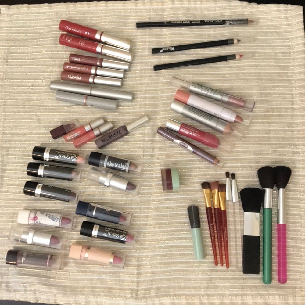 Makeup bundle!